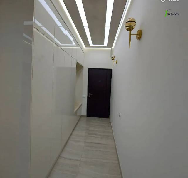 2 սենյականոց բնակարան նորակառույց շենքում Օրբելի եղբայրների փողոցում, 70 ք.մ., 6/14 հարկ