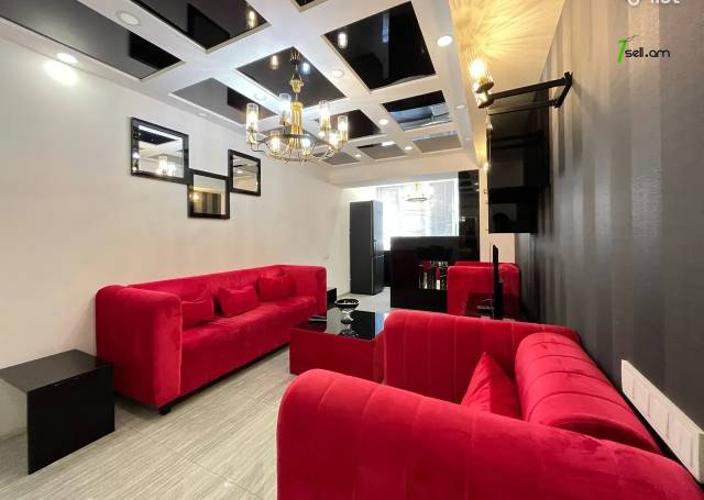 3 սենյականոց բնակարան Հյուսիսային պողոտայում, 80 ք.մ., 4/11 հարկ, բարձր առաստաղներ