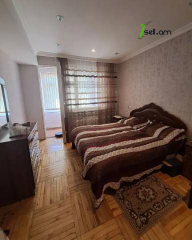3 սենյականոց բնակարան Զորավար Անդրանիկի փողոցում, 100 ք.մ., 3/14 հարկ, կոսմետիկ վերանորոգում