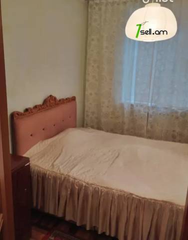 4 սենյականոց բնակարան Ռուբինյանց փողոցում, 87 ք.մ., 1/5 հարկ, կոսմետիկ վերանորոգում, քարե շենք