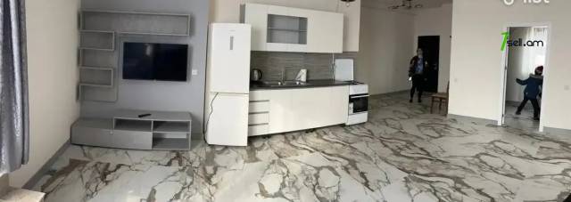 3 սենյականոց բնակարան նորակառույց շենքում Ֆուչիկի փողոցում, 100 ք.մ., եվրովերանորոգված