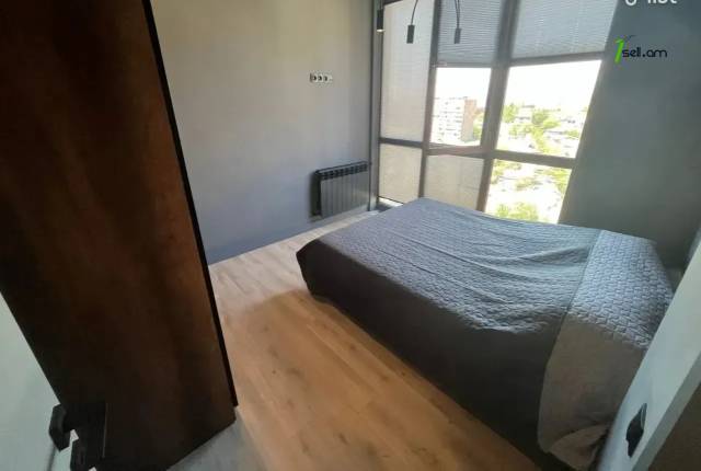 3 սենյականոց բնակարան նորակառույց շենքում Կոմիտասի պողոտայում, 56 ք.մ., 10/15 հարկ, բարձր առաստաղներ