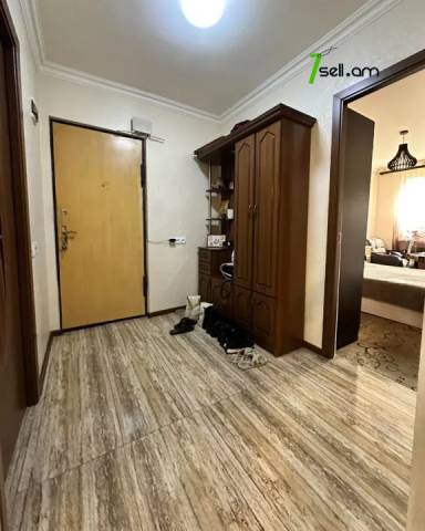 2 սենյականոց բնակարան Թոթովենցի փողոցում, 51 ք.մ., կապիտալ վերանորոգված