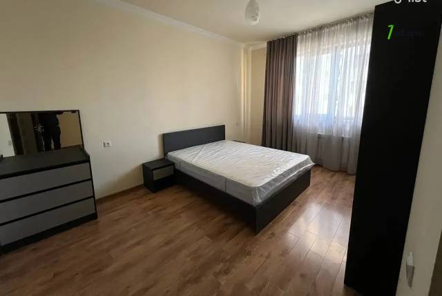 3 սենյականոց բնակարան նորակառույց շենքում Պարույր Սևակի փողոցում, 113 ք.մ., 7/14 հարկ, 2 սանհանգույց