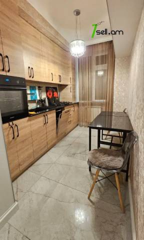 3 սենյականոց բնակարան Թումանյան փողոցում, 90 քմ, 4/9 հարկ, դիզայներական ոճով վերանորոգված