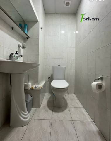 3 սենյականոց բնակարան, Vardanants St, 100 ք.մ., 2 սանհանգույց, բարձր առաստաղներ, 3/5 հարկ