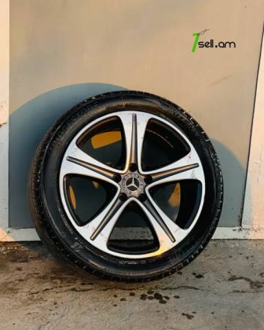 GGG.R18 Անիվներ անվահեծերով, համասեզոնային անվադողեր, 245/40 R18