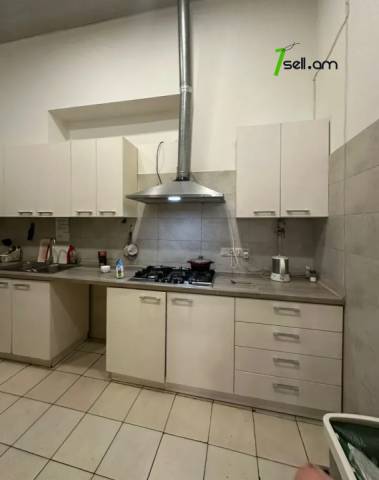 Հյուրանոց Արտաշիսյան փողոցում Շենգավիթում, 700 քմ