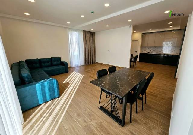 Երկու հարկանի քարե տուն, Վահագնի Թաղամաս Աջափնյակում, 800 ք.մ., 3+ սանհանգույց