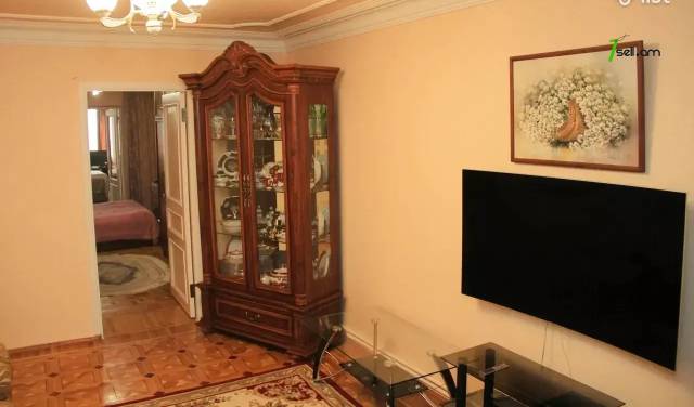 4 սենյականոց բնակարան Դրոյի փողոցում, 91 ք.մ., կապիտալ վերանորոգված, քարե շենք