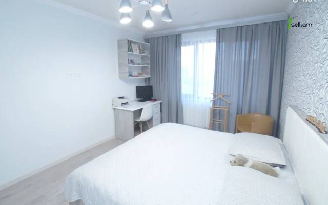 Երեք հարկանի թաունհաուզ Անաստաս Միկոյանի փողոցում Դավիթաշենում, 250 ք.մ., 2 սանհանգույց