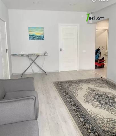 4 սենյականոց բնակարան Ռուբինյանց փողոցում, 83 ք.մ., 10/13 հարկ, դիզայներական ոճով վերանորոգված