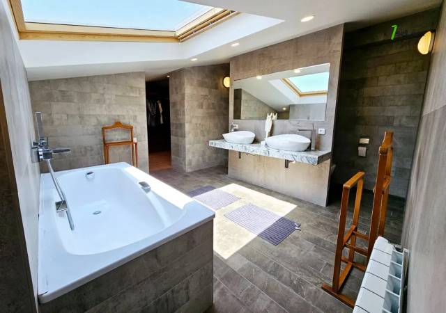 Երկու հարկանի տուն Մուշ 10-րդ փողոցում Քասախում, 1560 քմ, 3+ սանհանգույց, կապիտալ վերանորոգված