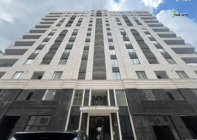 3 սենյականոց բնակարան նորակառույց շենքում Փավստոս Բուզանդի փողոցում, 105 քմ, 9/12 հարկ