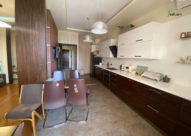 3 սենյականոց բնակարան նորակառույց շենքում Սասնա Ծռերի փողոցում, 92 քմ, 3/19 հարկ, 2 սանհանգույց