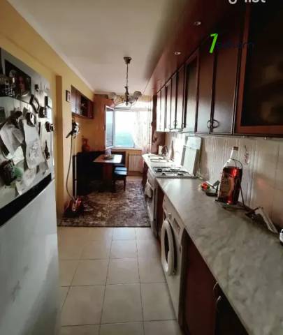 3 սենյականոց բնակարան Զաքարիա Քանաքեռցու փողոցում, 85 ք.մ., 7/11 հարկ, կապիտալ վերանորոգված