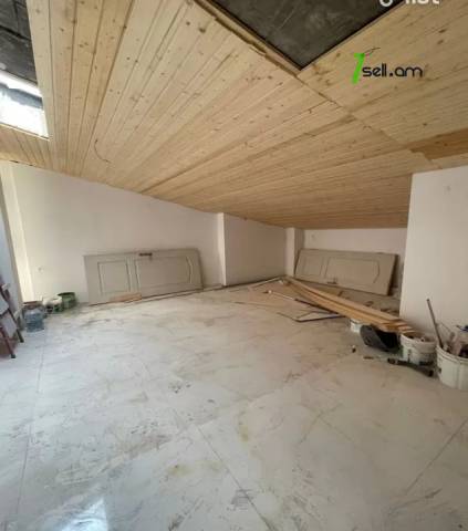 3 սենյականոց բնակարան նորակառույց շենքում Քեռու փողոցում, 115 ք.մ., բարձր առաստաղներ