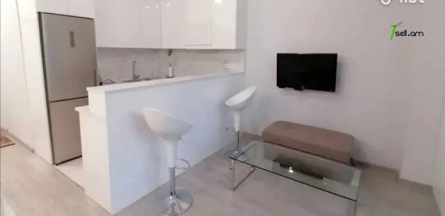 2 սենյականոց բնակարան նորակառույց շենքում Գեներալ Նվեր Սաֆարյանի փողոցում, 60 քմ, բարձր առաստաղներ