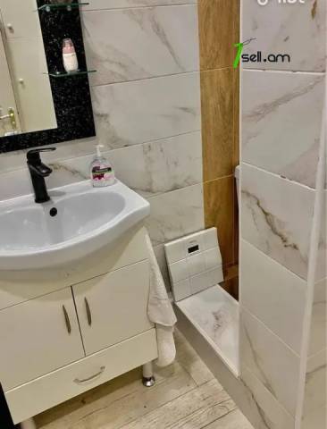 2 սենյականոց բնակարան Օհանովի փողոցում, 68 ք.մ., 2/9 հարկ, կապիտալ վերանորոգված