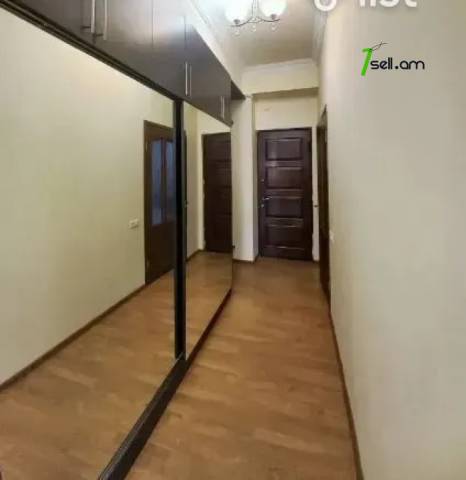 3 սենյականոց բնակարան նորակառույց շենքում Արգիշտի փողոցում, 112 ք.մ., 2 սանհանգույց