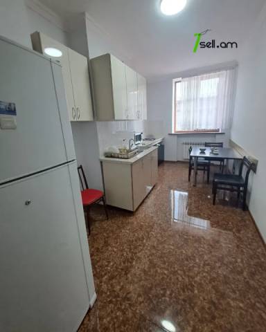 Ընդարձակ 3 սենյականոց բնակարան նորակառույց շենքում Արամի փողոցում, 160 ք.մ., 3/14 հարկ