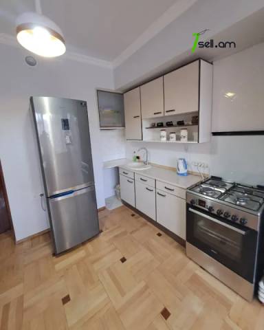 2 սենյականոց բնակարան Խորենացու փողոցում, 75 ք.մ., 5/9 հարկ, կապիտալ վերանորոգված