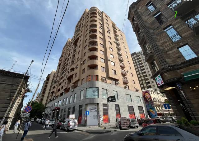 3 սենյականոց բնակարան նորակառույց շենքում Բուզանդի փողոցում, 107 քմ, 11/15 հարկ, 2 սանհանգույց