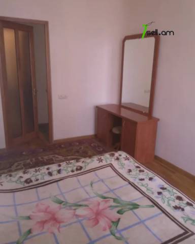 2 սենյականոց բնակարան Նալբանդյան փողոցում, 50 քմ, նախավերջին հարկ, բարձր առաստաղներ