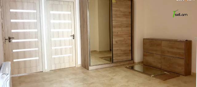 3 սենյականոց բնակարան նորակառույց շենքում Նիկողայոս Ադոնցի փողոցում, 92 ք.մ., բարձր առաստաղներ