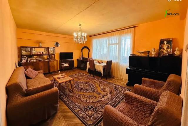 3 սենյականոց բնակարան Ռուբինյանց փողոցում, 81 քմ, 8/13 հարկ