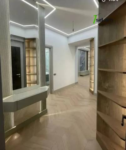 2 սենյականոց բնակարան նորակառույց շենքում Կոմիտասի պողոտայում, 57 քմ, 14/17 հարկ, բարձր առաստաղներ