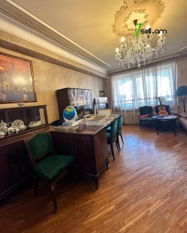 3 սենյականոց բնակարան Սարյան փողոցում, 100 քմ, 13/15 հարկ, կապիտալ վերանորոգված