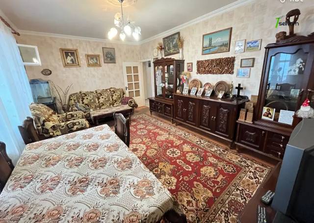 3 սենյականոց բնակարան Զաքարիա Քանաքեռցու փողոցում, 79 քմ, 6/9 հարկ, մի քանի պատշգամբ