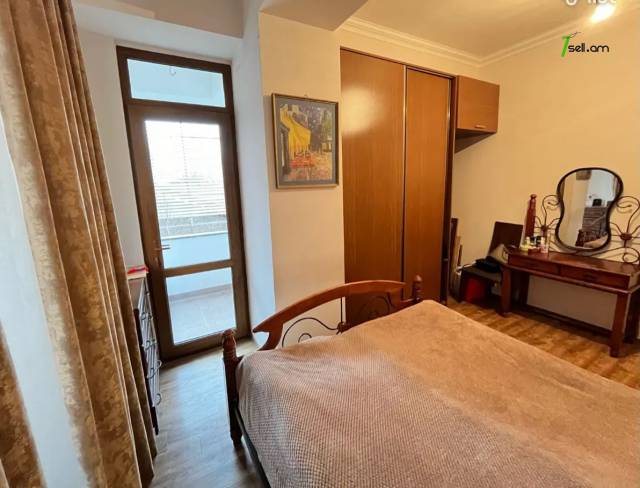 3 սենյականոց բնակարան նորակառույց շենքում Նիկողայոս Ադոնցի փողոցում, 82 քմ, 2/8 հարկ, 2 սանհանգույց