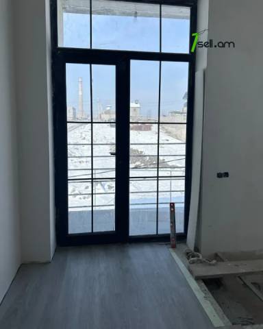 Երկու հարկանի տուն Մինսկի փողոցում Նոր Նորքում, 220 ք.մ., 2 սանհանգույց, մասնակի վերանորոգում