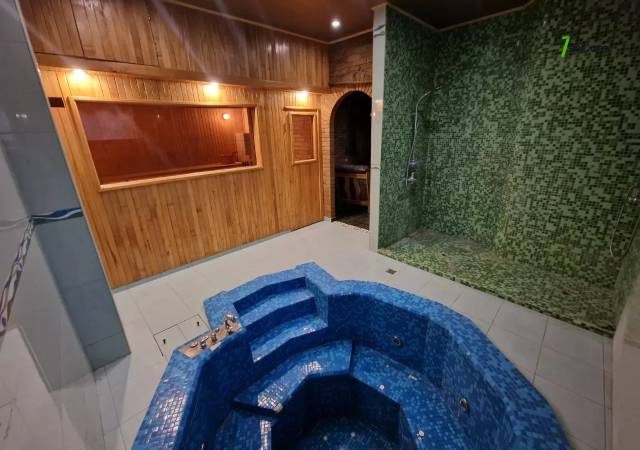 Երկու հարկանի քարե տուն, Եղվարդի խճուղի Զովունիում, 1000 ք.մ., 3+ սանհանգույց, եվրովերանորոգված