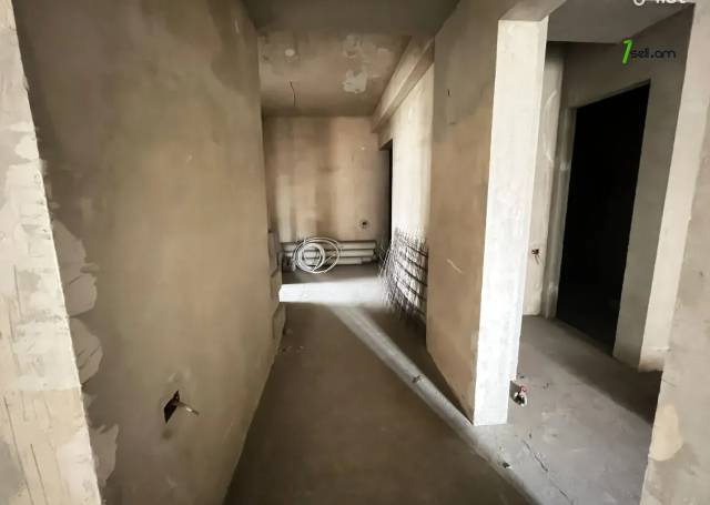 Ընդարձակ 4 սենյականոց բնակարան նորակառույց շենքում Աբովյան փողոցում, 225 քմ, 6/14 հարկ