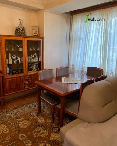 2 սենյականոց բնակարան Երվանդ Քոչարի փողոցում, 67 ք.մ., 2 սանհանգույց, 2/9 հարկ