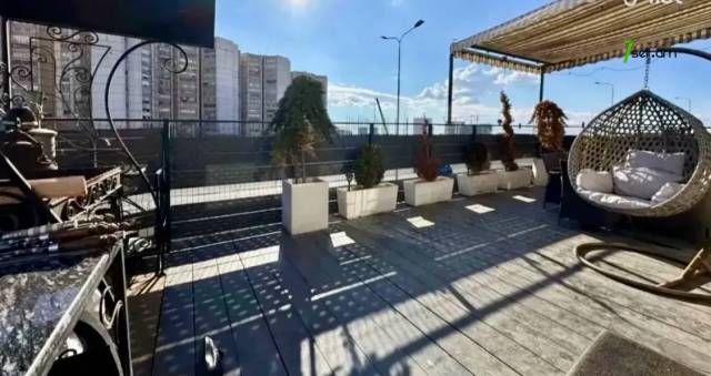 Երկու հարկանի թաունհաուզ, Samvel Gevorgyan Street Դավթաշենում, 250 քմ, 2 սանհանգույց