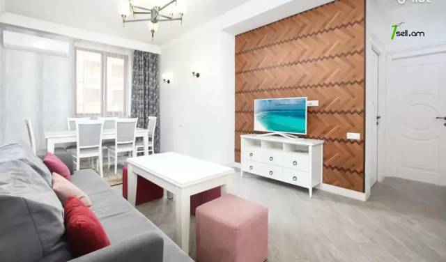 3 սենյականոց բնակարան նորակառույց շենքում Ամիրյան փողոցում, 80 ք.մ., 4/11 հարկ, 2 սանհանգույց