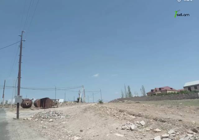 Հողատարածք բնակելի շինությունների համար Պռոշյանում, 1000 քմ