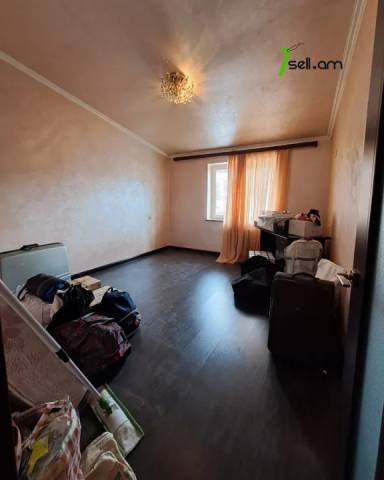 4 սենյականոց բնակարան նորակառույց շենքում Խորենացու փողոցում, 98 ք.մ., 2 սանհանգույց