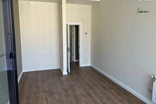 2 սենյականոց բնակարան նորակառույց շենքում Գևորգ Էմինի փողոցում, 62 ք.մ., բարձր առաստաղներ