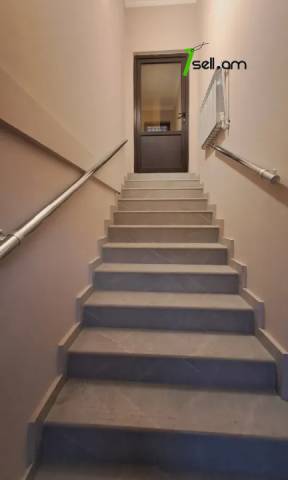 Մեկ հարկանի քարե տուն Էրեբունիում, 100 քմ, կապիտալ վերանորոգված