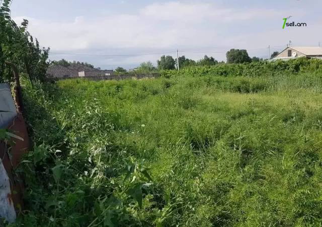 Հողատարածք բնակելի շինությունների համար Հայանիստում, 880 ք.մ.