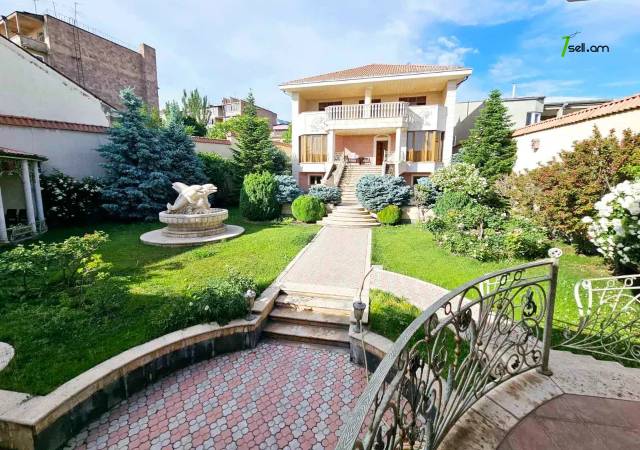 Երեք հարկանի քարե տուն Քեռու փողոցում Արաբկիրում, 1600 ք.մ., 3+ սանհանգույց, կապիտալ վերանորոգված