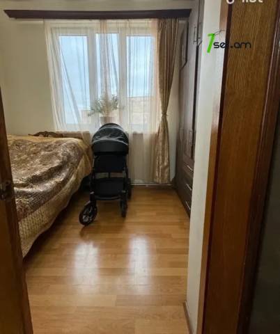 3 սենյականոց բնակարան Նելսոն Ստեփանյան փողոցում, 56 քմ, նախավերջին հարկ, կապիտալ վերանորոգված