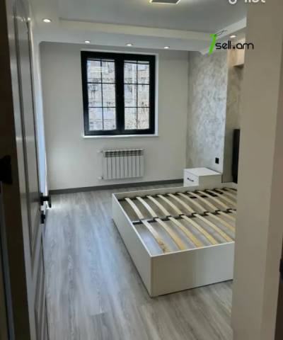 2 սենյականոց բնակարան Ռաֆայել Լեմկինի փողոցում, 42 քմ, 3/9 հարկ, դիզայներական ոճով վերանորոգված