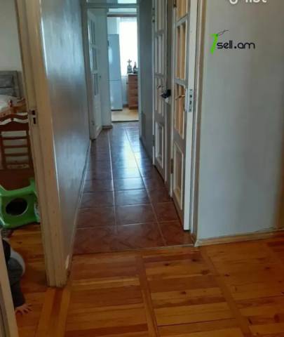 3 սենյականոց բնակարան Զաքարիա Քանաքեռցու փողոցում, 81 ք.մ., կոսմետիկ վերանորոգում, քարե շենք
