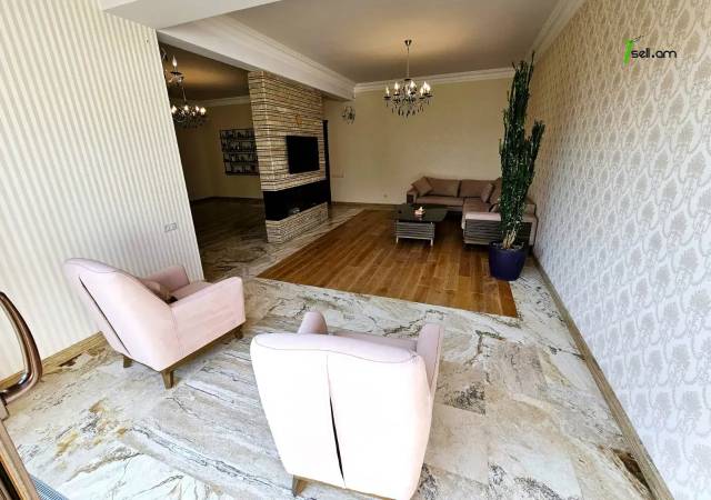 Երկու հարկանի քարե տուն Աջափնյակում, 1000 ք.մ., 3+ սանհանգույց, դիզայներական ոճով վերանորոգված